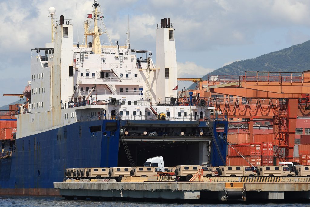 auto shipping by RORO
