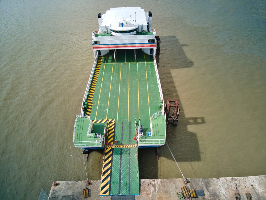auto shipping RORO Top view